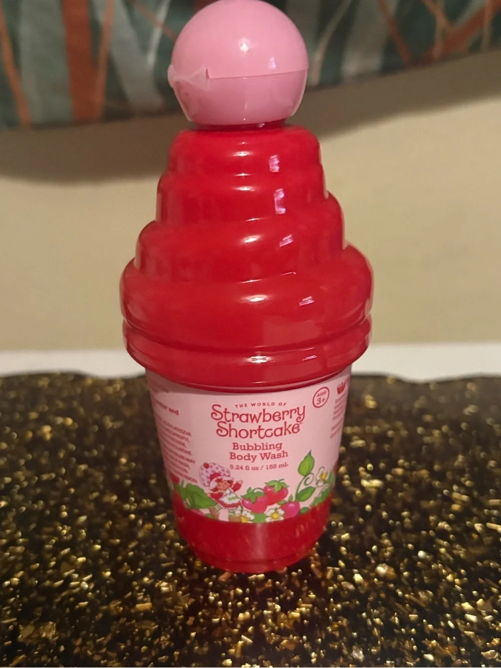 Strawberry Shortcake Kids Bubbling Body Wash - Pink & Red & Decal!!
